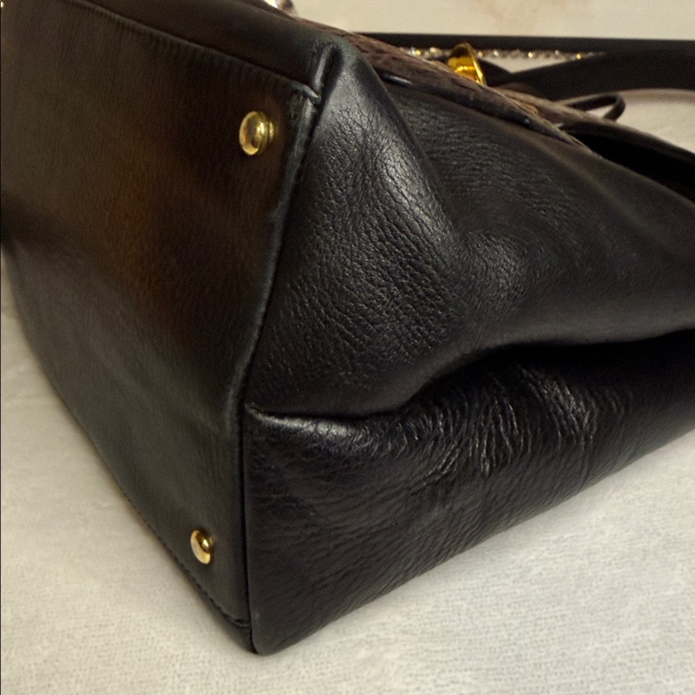 Vintage Bally Croc-Embossed Leather Crossbody Bag Gold Push-Lock Italy Classic - Picture 5 of 16